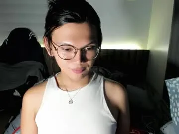 AmbeerLie – webcam model profile photo Image 2