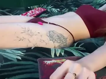 KateDivineUK – webcam model profile photo Image 15