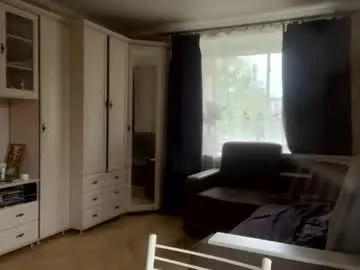 KrissyQueen – webcam model profile photo Image 16