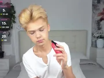 British_EmJess – webcam model profile photo Image 4