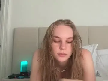 LizzieGreyX – webcam model profile photo Image 9