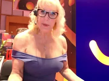 blondeambitionnn – webcam model profile photo Image 18