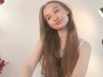 blondeangel_4u2 – webcam model profile photo Image 15