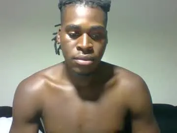 BlondeHott – webcam model profile photo Image 2