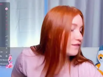 aurora-wow – webcam model profile photo Image 12