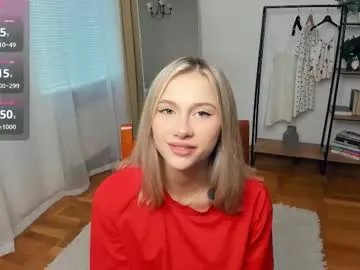 BlondeScarlettx – webcam model profile photo Image 3