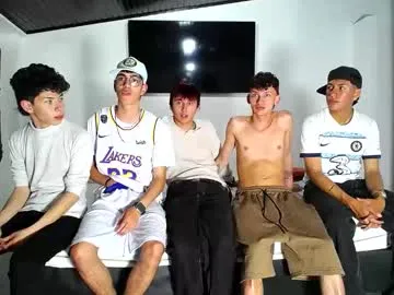 LizzieGreyX – webcam model profile photo Image 14