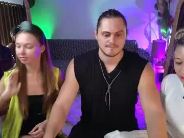 Loli_Belle – webcam model profile photo Image 2