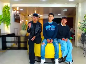 British_EmJess – webcam model profile photo Image 10