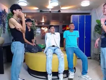 British_EmJess – webcam model profile photo Image 19