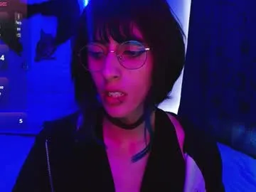 skyamber8v2 – webcam model profile photo Image 10