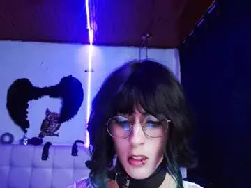 skyamber8v2 – webcam model profile photo Image 11