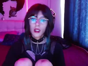 skyamber8v2 – webcam model profile photo Image 14