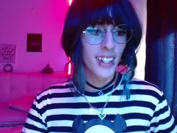 skyamber8v2 – webcam model profile photo Image 3