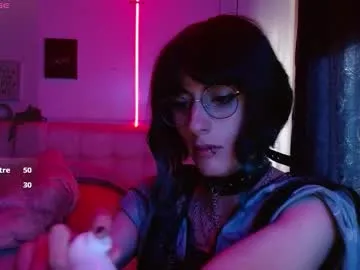 skyamber8v2 – webcam model profile photo Image 4