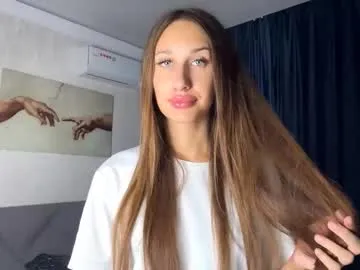 Hotforunow – webcam model profile photo Image 5