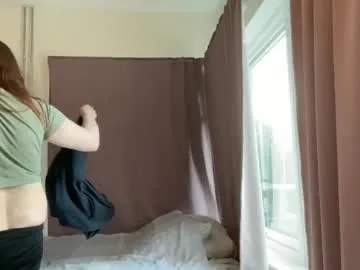 battyheaven – webcam model profile photo Image 4