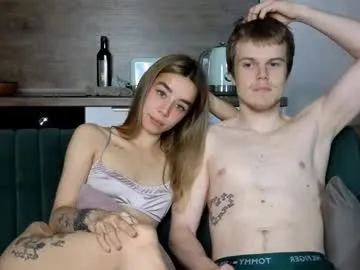 BlondeHott – webcam model profile photo Image 2