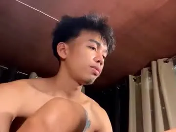 LorrySkye – webcam model profile photo Image 3