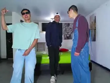 boysgang_sex – webcam model profile photo Image 14