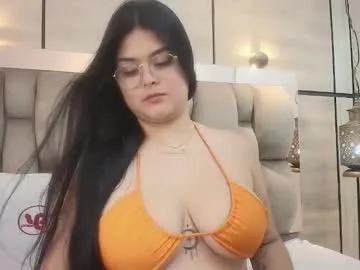 LoveCatsuit – webcam model profile photo Image 8