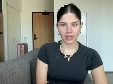 Malisha8 – webcam model profile photo Image 13