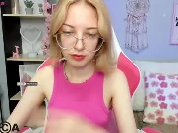 SelennaMoon – webcam model profile photo Image 10