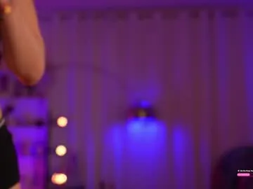 blondeambitionnn – webcam model profile photo Image 4