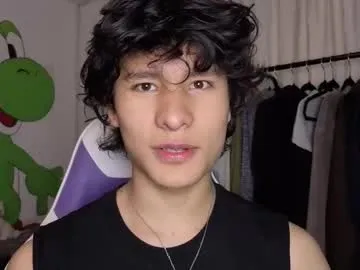 British_EmJess – webcam model profile photo Image 10