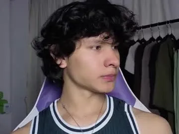 British_EmJess – webcam model profile photo Image 14