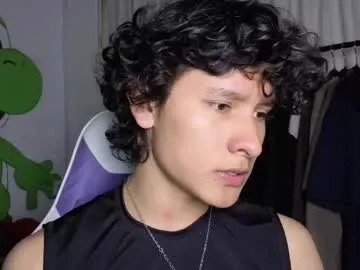 British_EmJess – webcam model profile photo Image 15