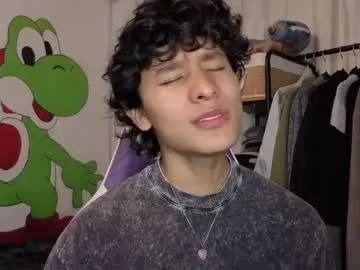 British_EmJess – webcam model profile photo Image 9