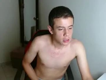 chillbicrew – webcam model profile photo Image 3