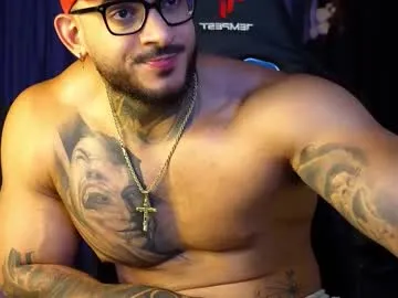 BlondeHott – webcam model profile photo Image 17