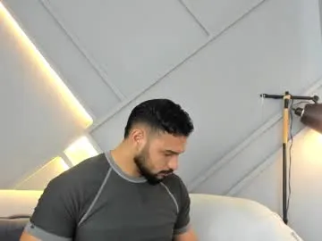 1pushman – webcam model profile photo Image 5