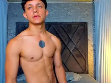 SelennaMoon – webcam model profile photo Image 3