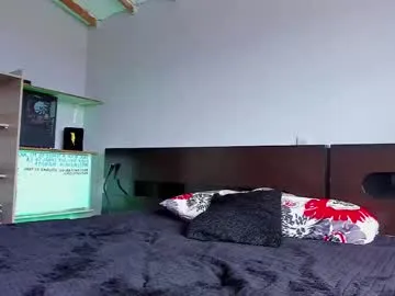 SelennaMoon – webcam model profile photo Image 7