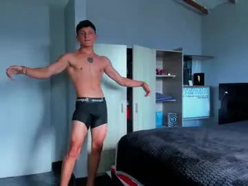 SelennaMoon – webcam model profile photo Image 8