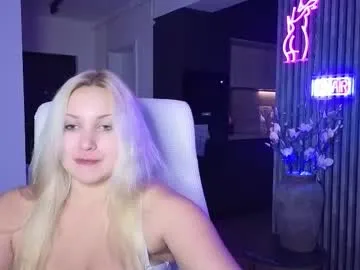 foxsusu – webcam model profile photo Image 4