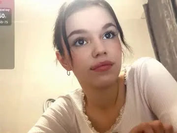 Anesteishen – webcam model profile photo Image 4