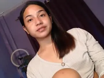 SelennaMoon – webcam model profile photo Image 17