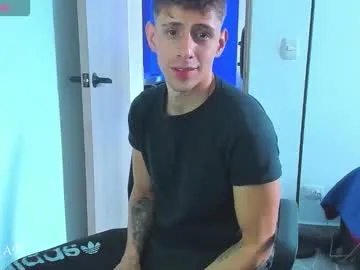 BlondeHott – webcam model profile photo Image 12