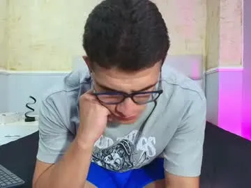 BlondeScarlettx – webcam model profile photo Image 5