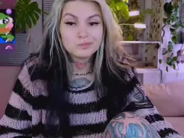 SelennaMoon – webcam model profile photo Image 11