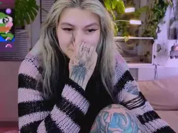 SelennaMoon – webcam model profile photo Image 12