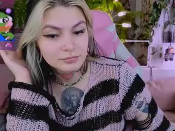 SelennaMoon – webcam model profile photo Image 13