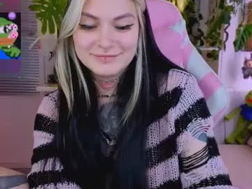 SelennaMoon – webcam model profile photo Image 15