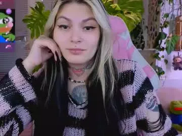 SelennaMoon – webcam model profile photo Image 19