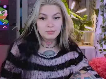 SelennaMoon – webcam model profile photo Image 5