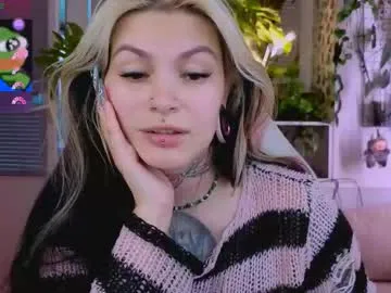 SelennaMoon – webcam model profile photo Image 8